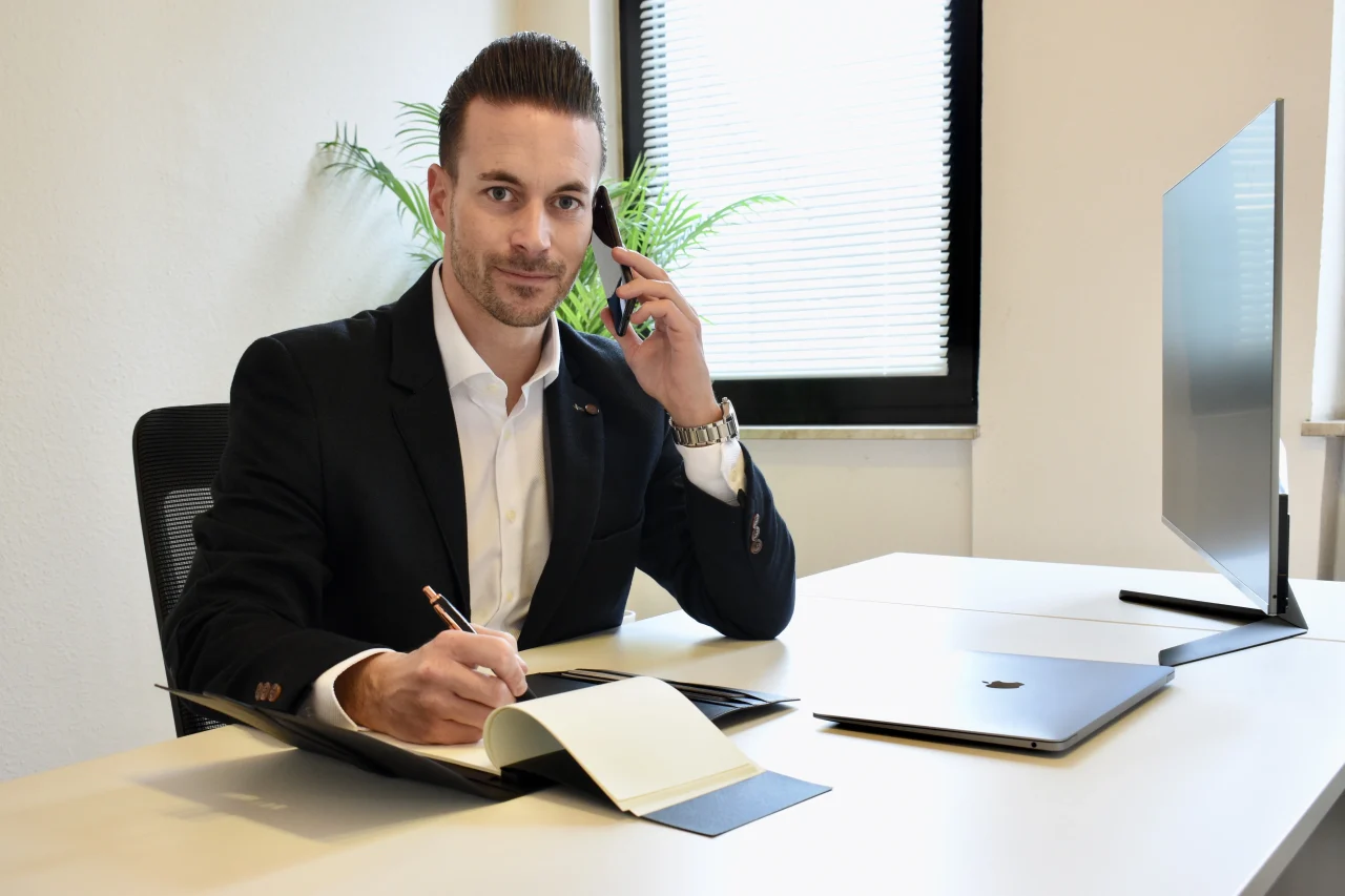 Portraitfoto von Sven Conrad