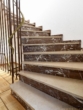 Willkommen in Göttschied! Freistehendes Einfamilienhaus mit großem Grundstück - Treppenaufgang