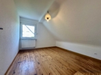 Schlafzimmer - Attraktive 2-Zimmer-Wohnung in Saarbrücken-Dudweiler (Uninähe) inkl. Gartennutzung