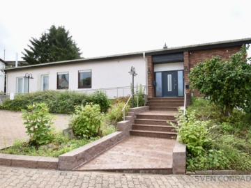 -VERKAUFT- Modernes Wohnen auf einer Ebene! Freistehendes Einfamilienhaus in Illingen-Uchtelfangen, 66557 Illingen, Einfamilienhaus