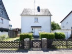 #01 - -VERKAUFT- Charmantes Einfamilienhaus mit Weitblick – Familienidylle in Birkenfeld