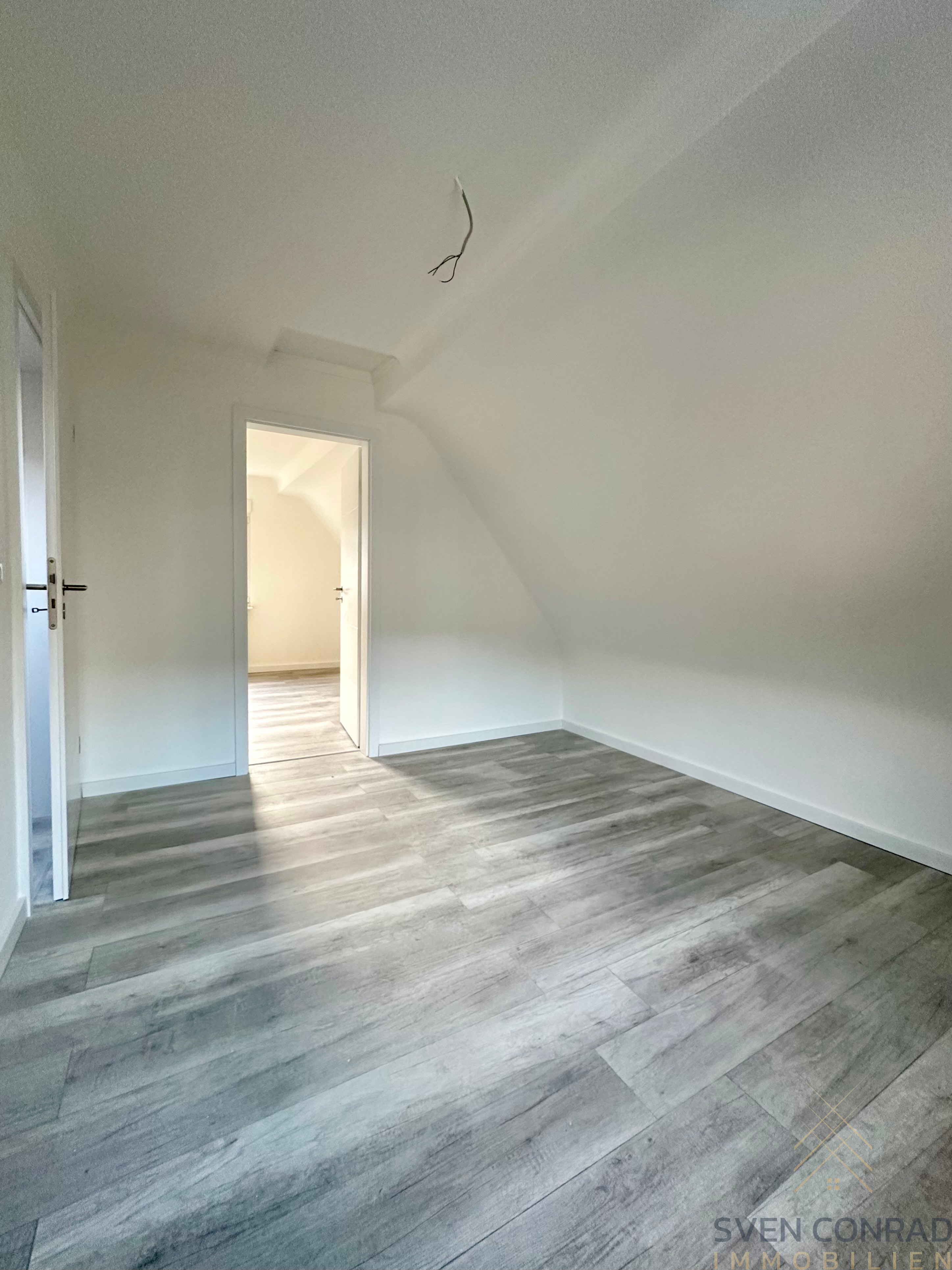 Büro/Ankleide #01