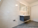 Badezimmer #04 - -VERMIETET- Modern! Saniert! Barrierefrei! – Tolle Wohnung mit Ausblick in Zentrumslage