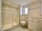 Renoviert und Bezugsfertig! Einfamilienhaus mit vielen Extras in TOP-Lage - OG Badezimmer #01